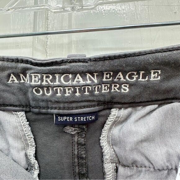 American Eagle Midi super stretch grey shorts women's 10 - Picture 4 of 7